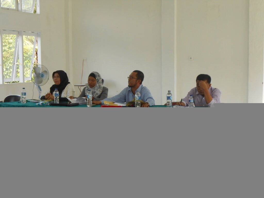 Ketua TimSel Sedang memberikan Arahan Kepada Calon Anggota KPU