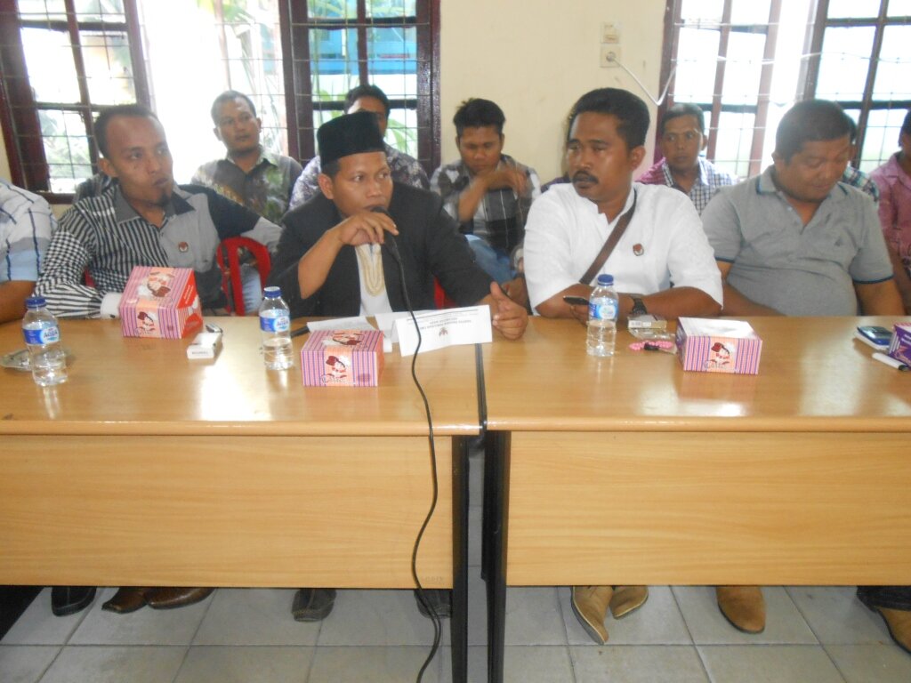 Peserta PPK Siabu memberikan Pertanyaan Kepada KPU Prov. Sumut