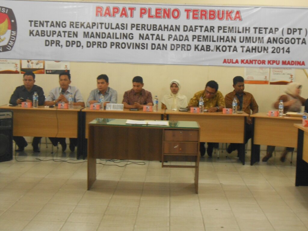 Rapat Pleno Terbuka tentang Perubahan DPT dan sekaligus Sertijab