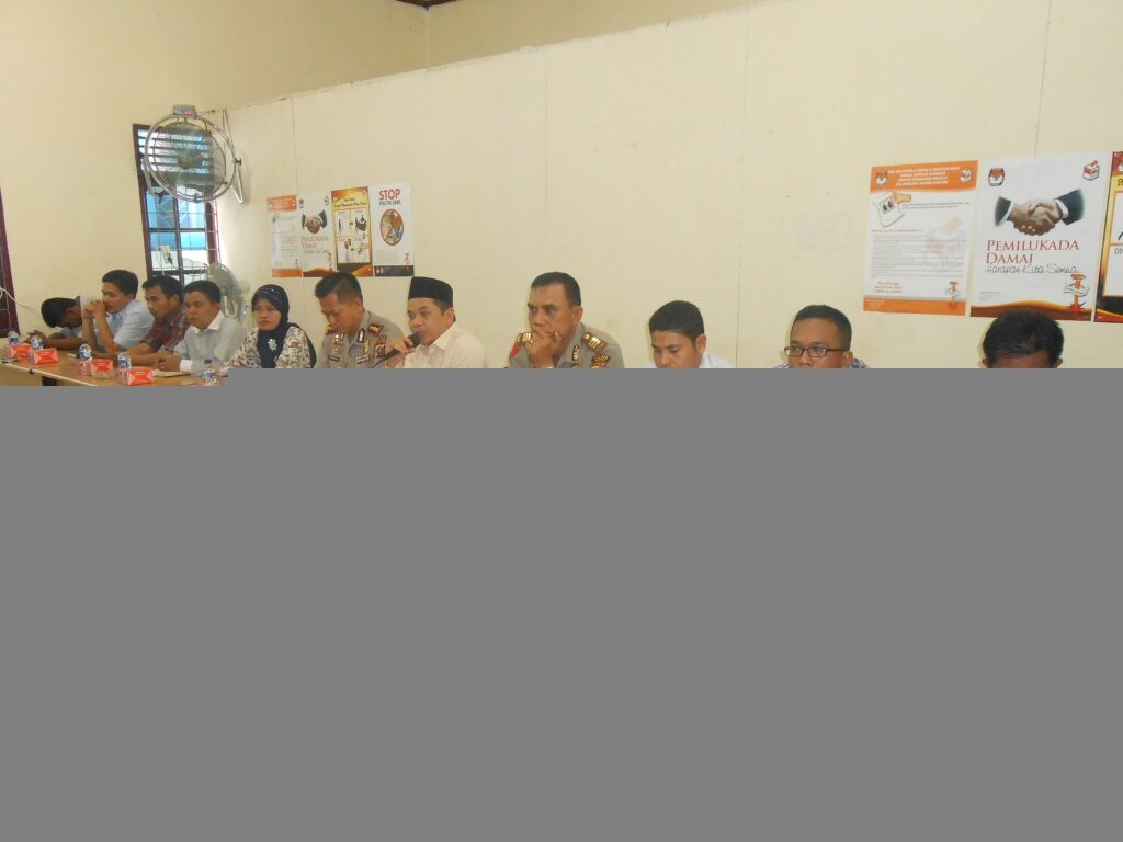 Silaturrahmi Antara Komisioner KPU Madina Dengan Kapolres Madina